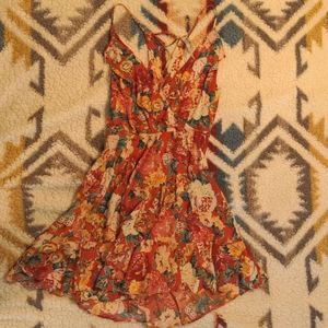 Kimchi Blue * Size 4 * Floral Mini Dress